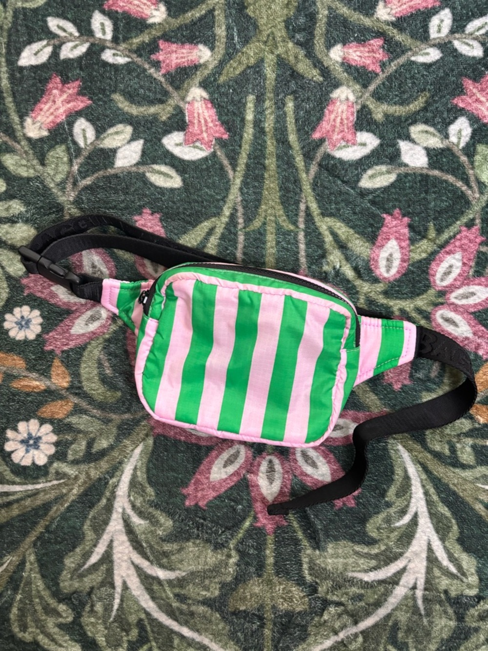 BAGGU Awning Stripe Puffy Fanny Pack